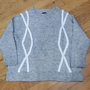 Lumiere Anthropologie Gray w/White Braided Oversized Soft Sweater